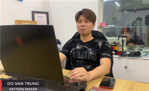Mr Văn Trung làm việc tại Ninh Hiệp