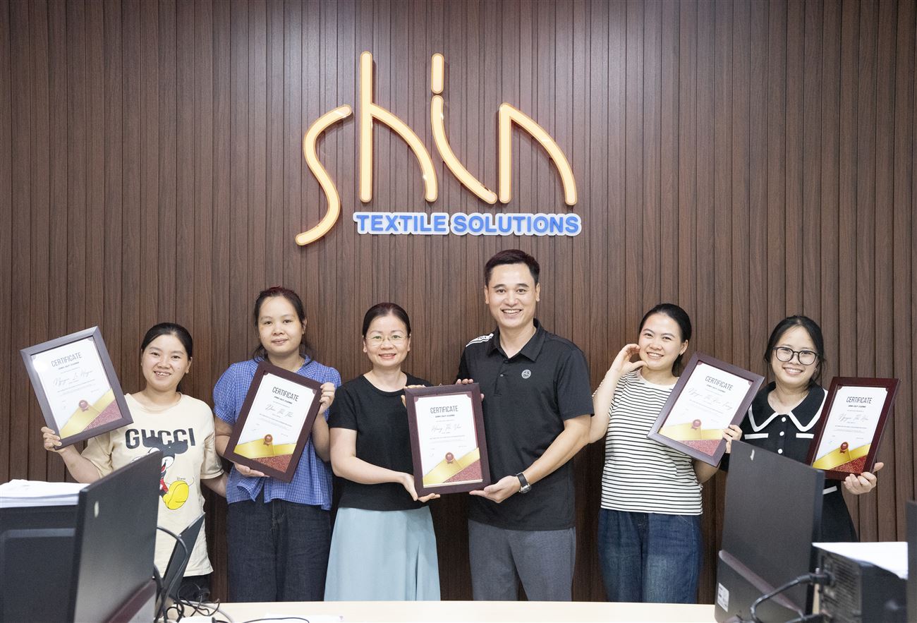 Lễ bế giảng và trao tặng CHỨNG NHẬN HOÀN THÀNH khóa học ỨNG DỤNG CLO 3D tại Công ty TNHH SHINTS BVT